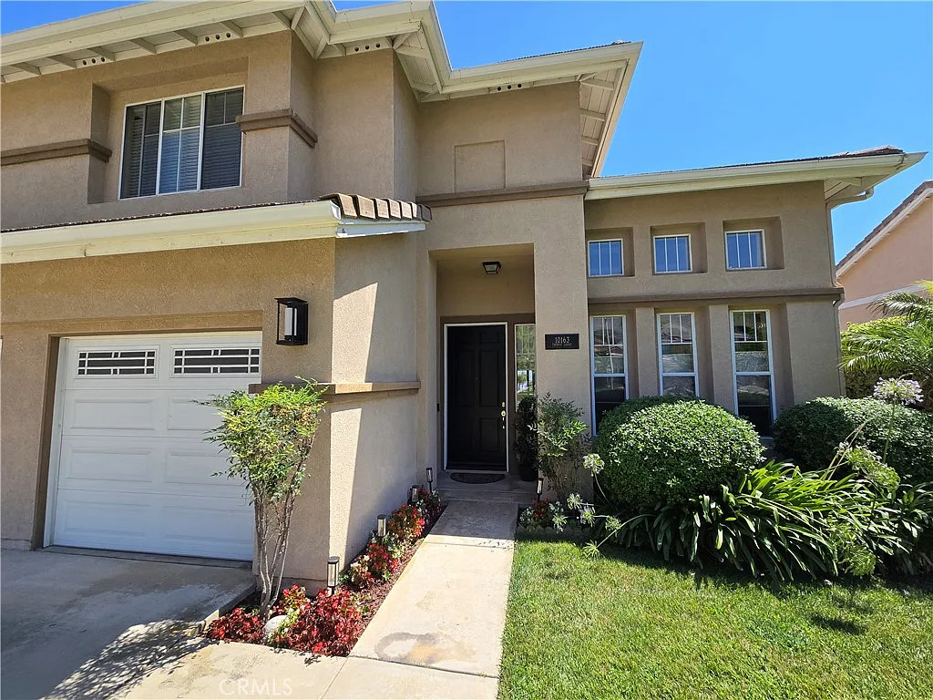 5 bed, 2864 sqft, $4,500 — Photo 3