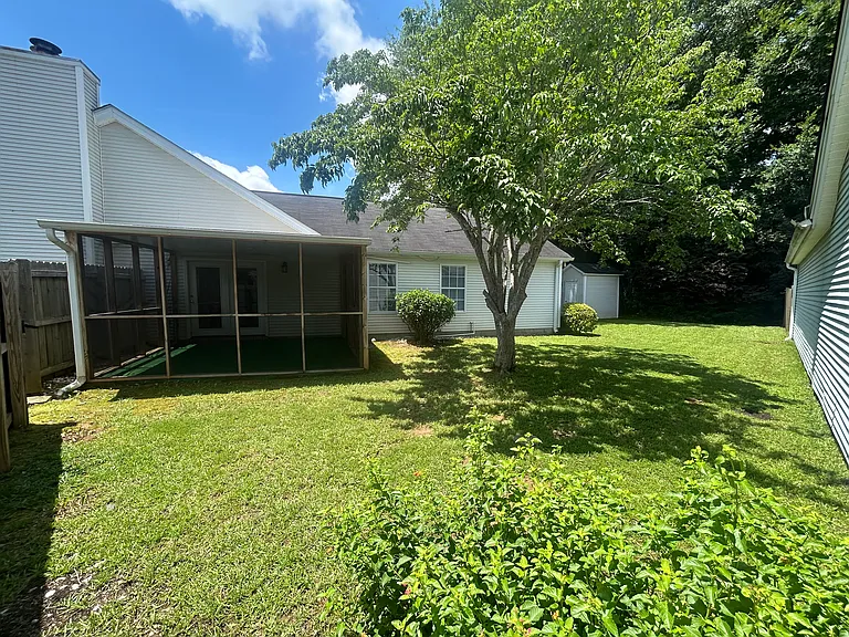2445 Meadowlark Ln — Photo 18