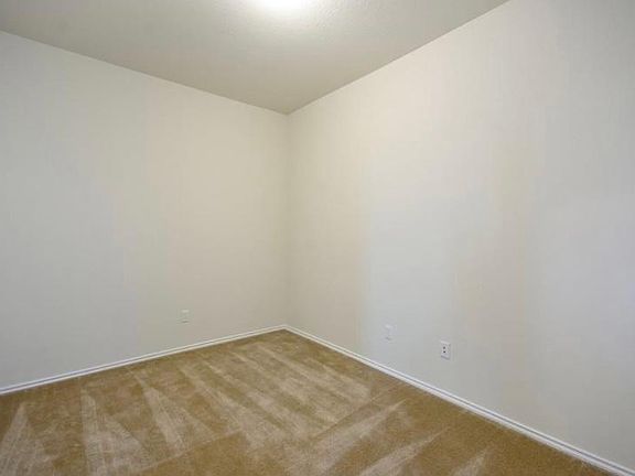 5th image of 209 La Dera Dr