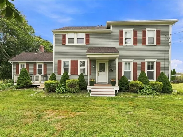 481 Oliphant Ln, Middletown, RI 02842