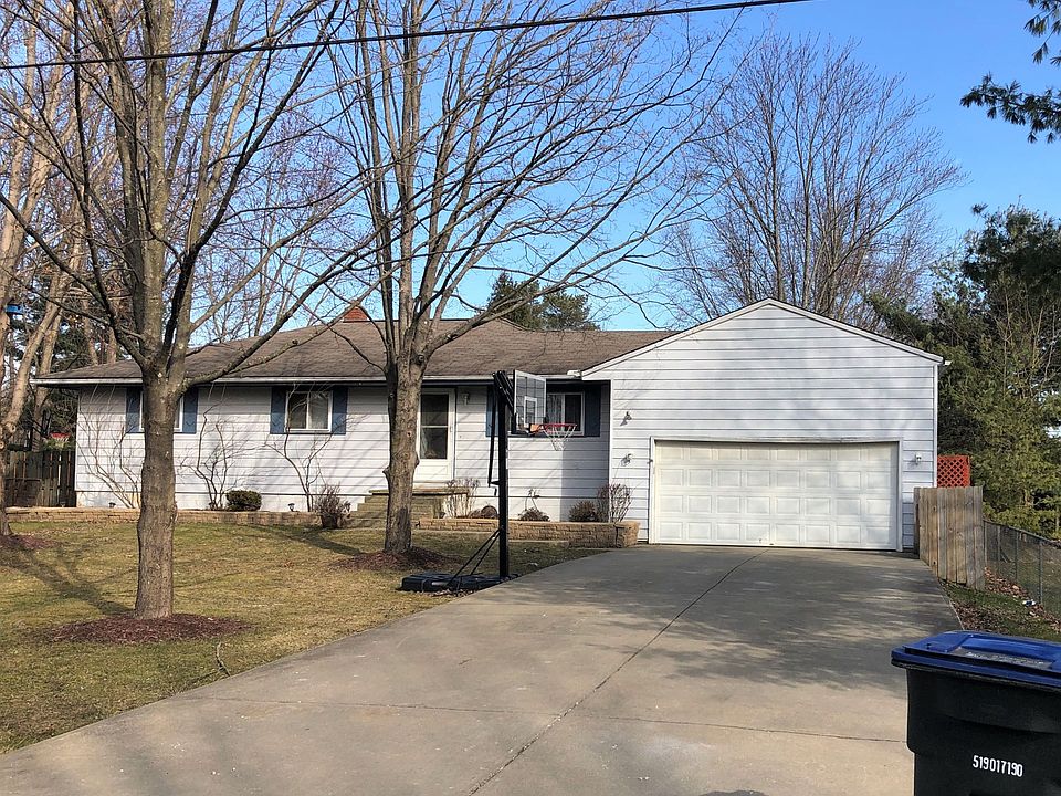 2nd image of 3855 Alice Ave