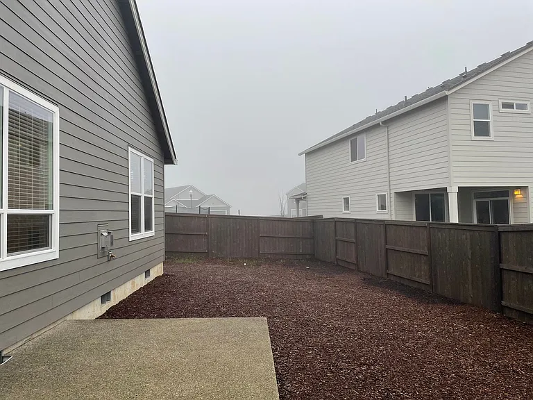72 N 88th Dr — Photo 57