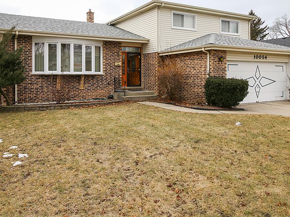 2nd image of 10054 Lacrosse Ave