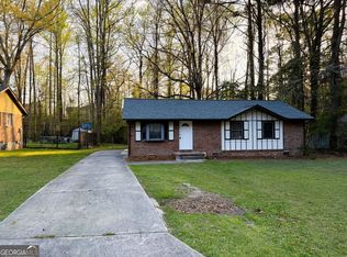 1345 La Belle St, Jonesboro, GA 30238