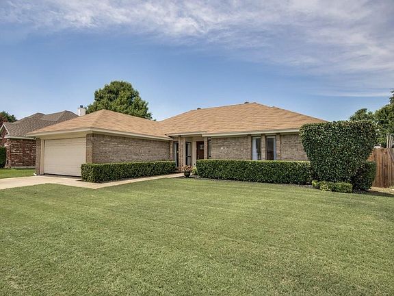 2nd image of 7909 Lynda Ln