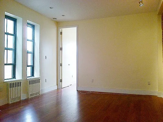 Rented by Bohemia Realty Group | media 64