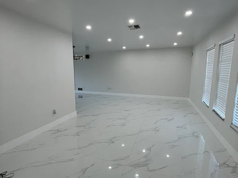 4351 Orange Grove Blvd — Photo 4