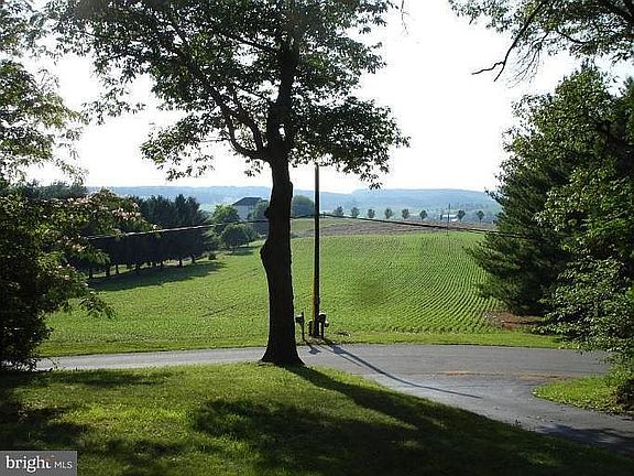 2nd image of 3204 Buffalo Rd