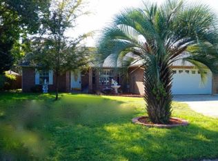 1809 Winston Ave, Navarre, FL 32566