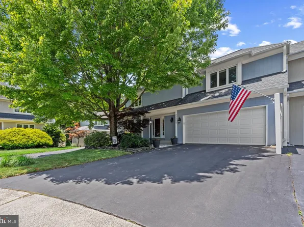 20869 Channel Ct, Sterling, VA 20165
