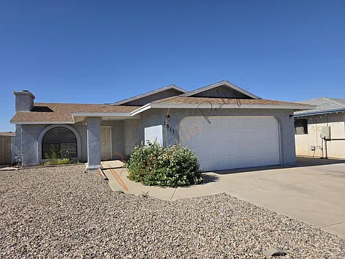 1811 Motor Ave Photo 1
