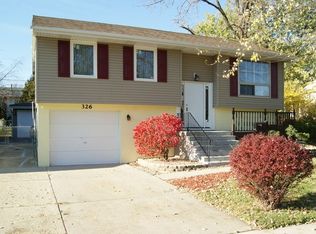 326 Hickory Ave, Romeoville, IL 60446