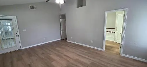 16 Brenda Ln — Photo 5