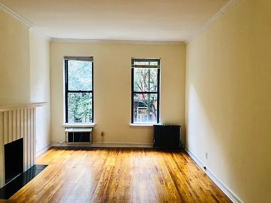 Rented by Urban Real Estate Inc | media 6