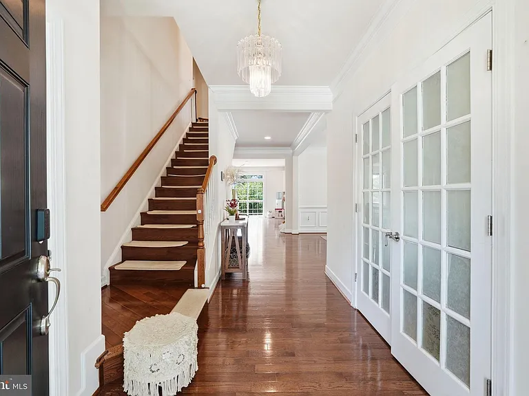 6526 Wayside Pl — Photo 3