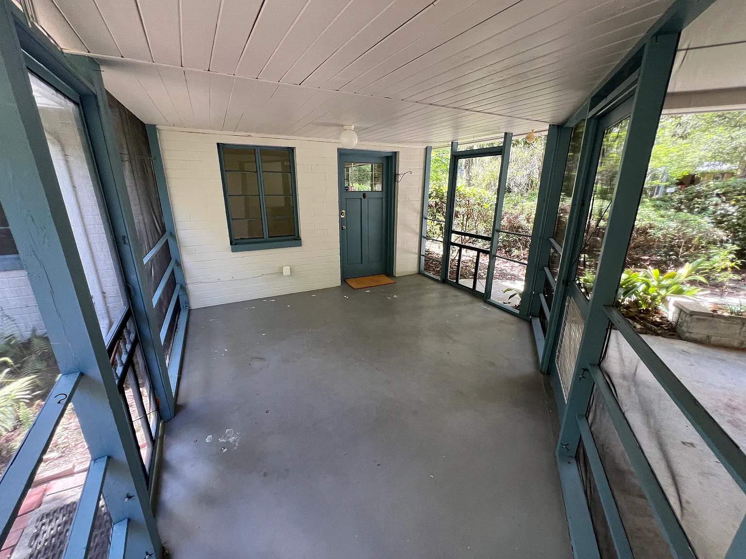 2 bed, 858 sqft, $1,650 — Photo 2