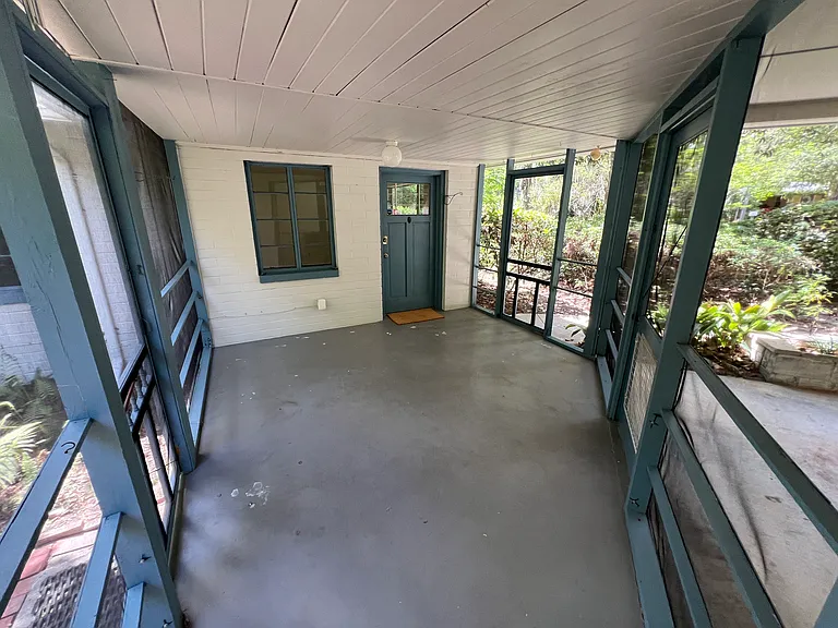 3309 NW 3rd St — Photo 2