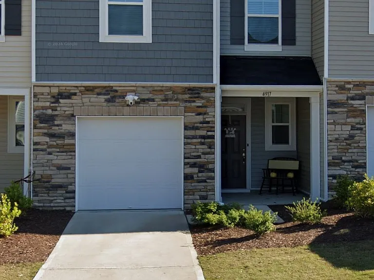 4917 Oolite St — Photo 1