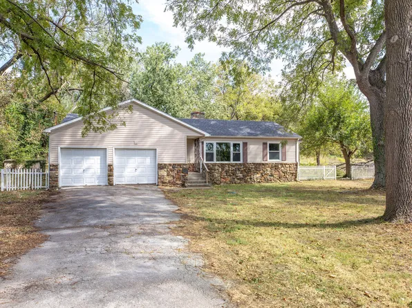 4026 N Farm Road 141, Springfield, MO 65803