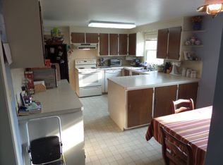 95 Back River Rd, Dover, NH 03820