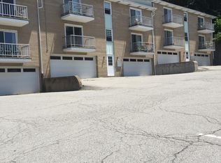 1769 Crafton Blvd #3, Pittsburgh, PA 15205