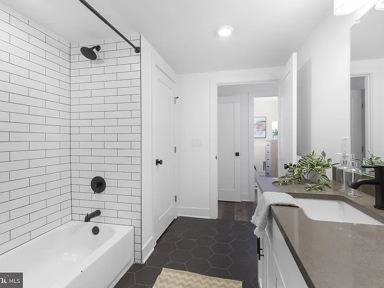 7037 Ridge Ave #103 — Photo 17
