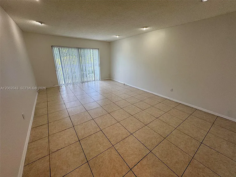 7700 Camino Real #D-407 — Photo 2