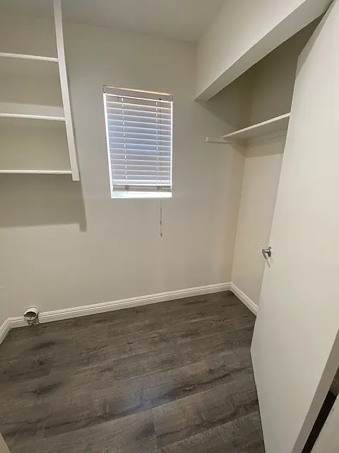 3 bed, 1297 sqft, $2,200 — Photo 3