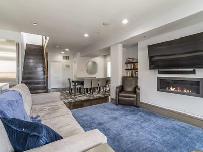 687 E 2nd St UNIT 8, South Boston, MA, 02127