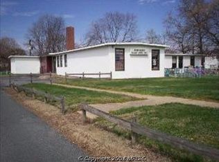 406 Compass Rd E, Middle River, MD 21220