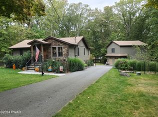 185 Laurel Cir, Hawley, PA