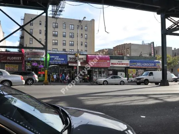 1480 Westchester Avenue image 1 of 1