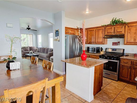 2nd image of 6566 Coronado Canyon Ave