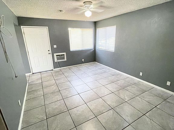 5th image of 515 Ramona Ave