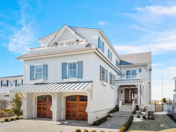 11605 Paradise Dr, Stone Harbor, NJ 08247