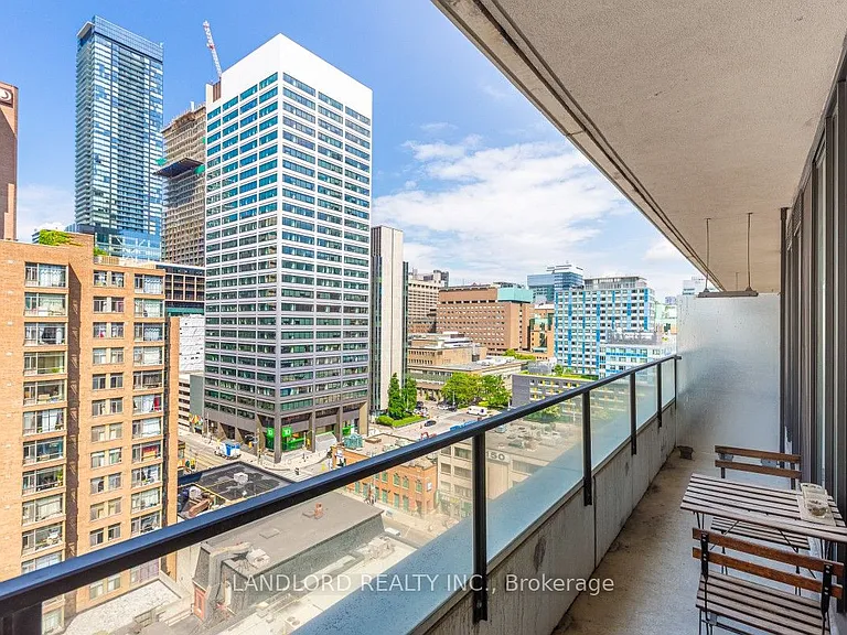111 Elizabeth St #1620 — Photo 20