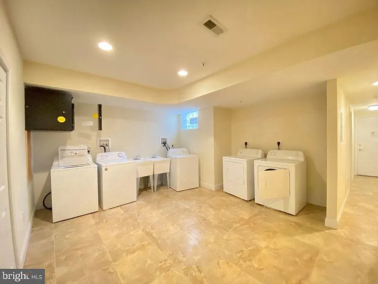 1417 N 17th St #3R — Photo 14