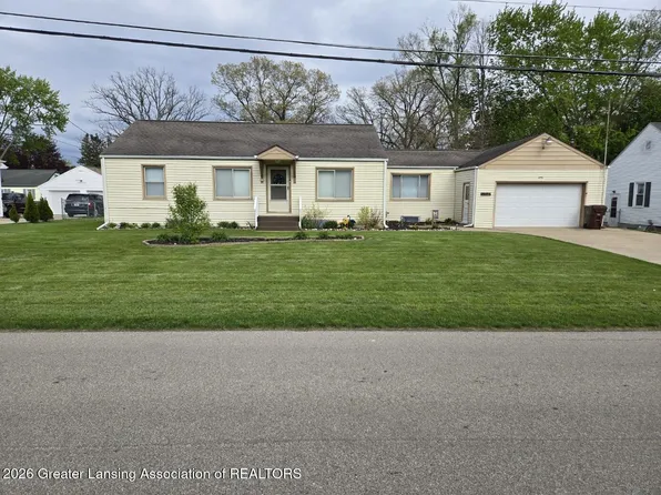 823 Browning Ave, Jackson, MI 49202