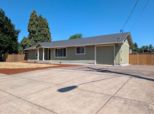 235 Irvington Dr, Eugene, OR 97404