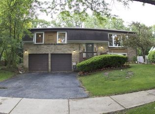 705 Westchester Ln, Bolingbrook, IL 60440