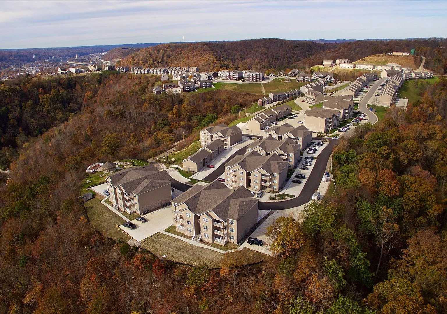 Eagle View Luxury Apartments — Photo 1