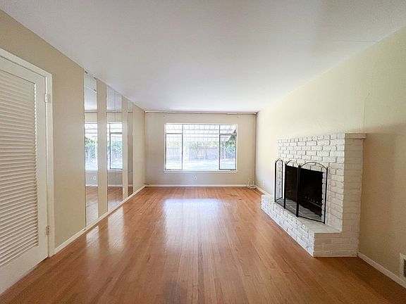 5th image of 1764 67th Ave