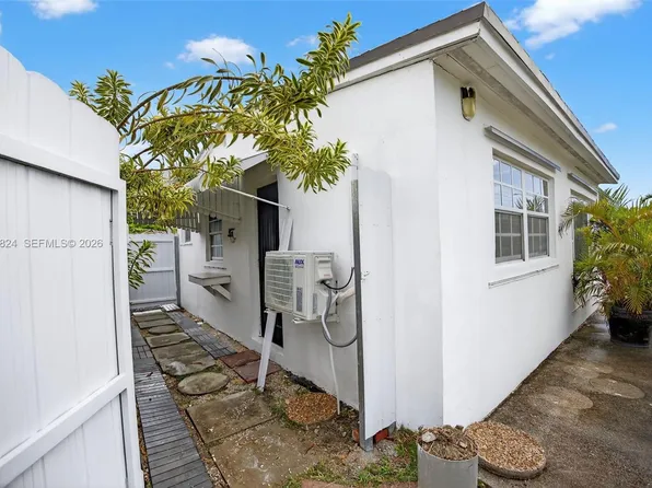 7941 SW 37th Ter, Miami, FL 33155