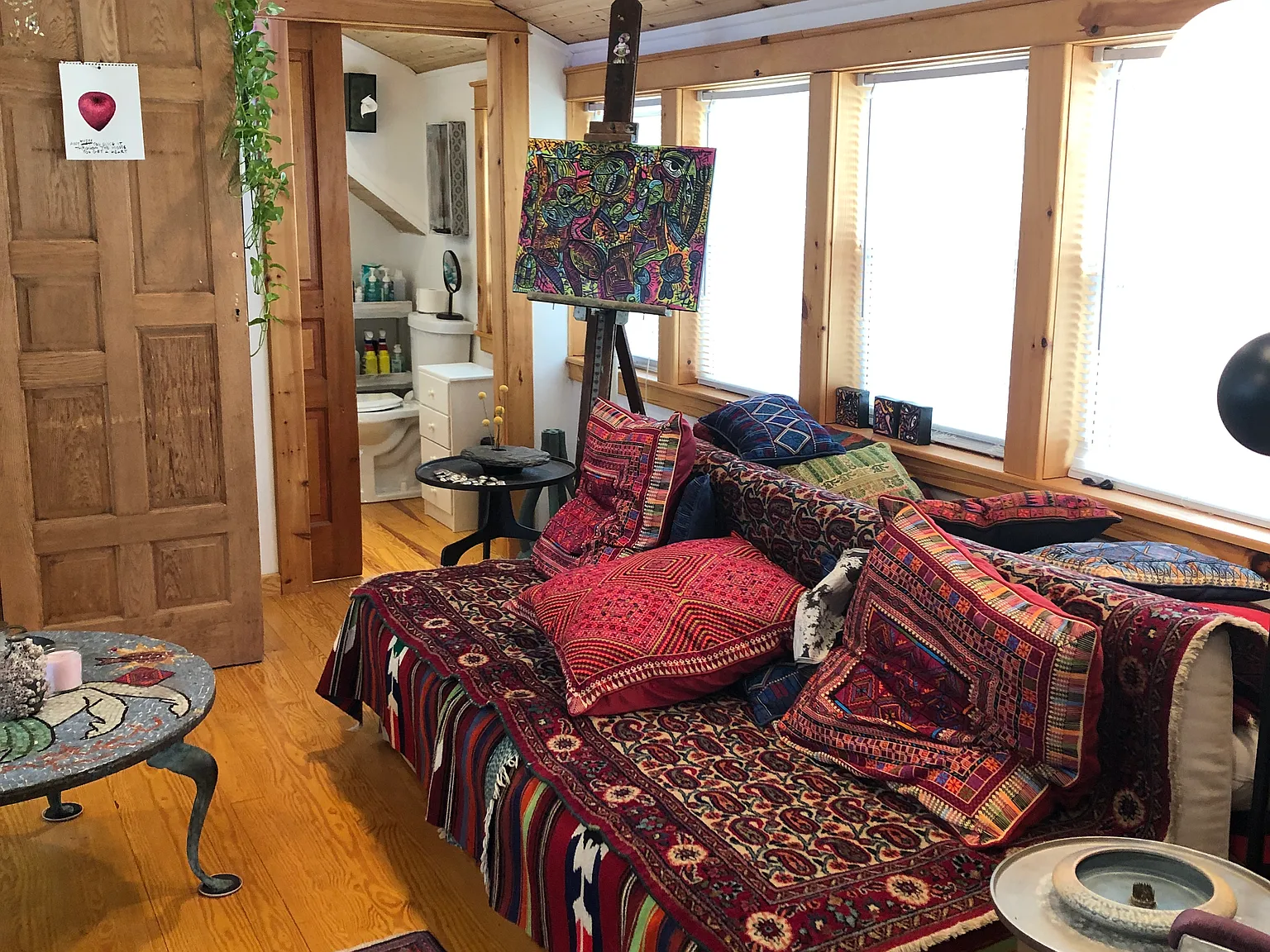 Studio, 700 sqft, $1,650 — Photo 1