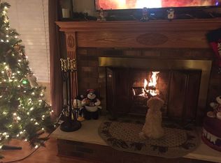 1 Marys Ct, Flemington, NJ 08822