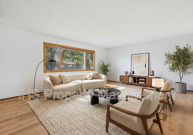 603 N Conway Pl — Photo 3