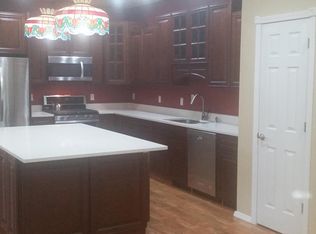 16542 SE Stephens St, Portland, OR 97233