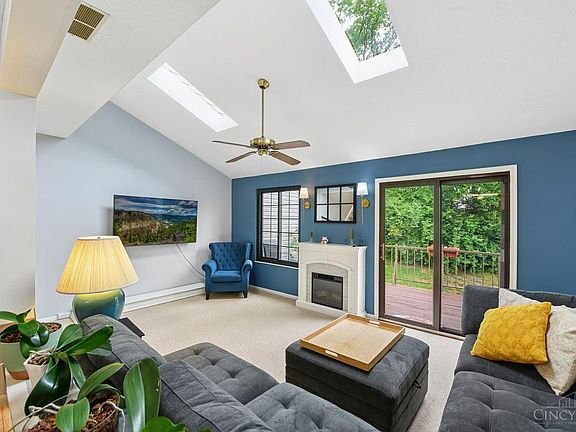 3rd image of 12095 Pickwick Pl