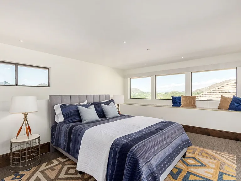 5655 N Camelback Canyon Dr — Photo 56