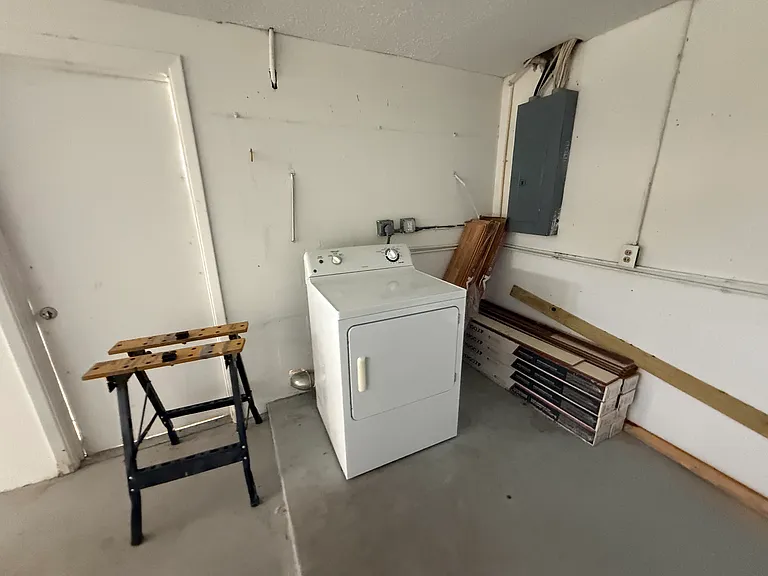 2604 Regatta Dr — Photo 12